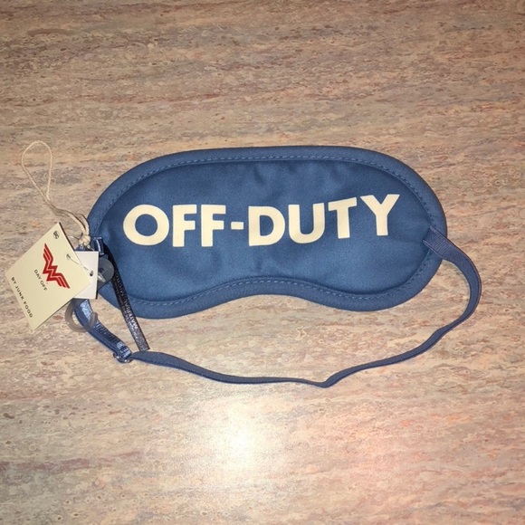 NEW Wonder Woman Sleep Mask - Picture 2 of 4